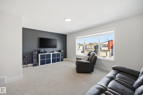 54 Willow Link, Fort Saskatchewan, AB - Indoor Photo Showing Living Room