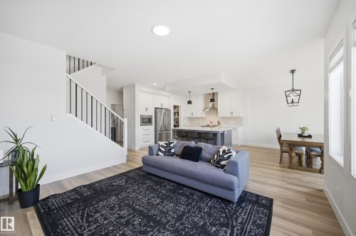 54 Willow Link, Fort Saskatchewan, AB - Indoor Photo Showing Living Room