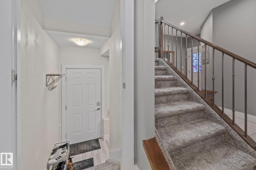 16807 60 Street, Edmonton, AB - Indoor Photo Showing Other Room