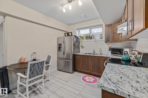 16807 60 Street, Edmonton, AB - Indoor