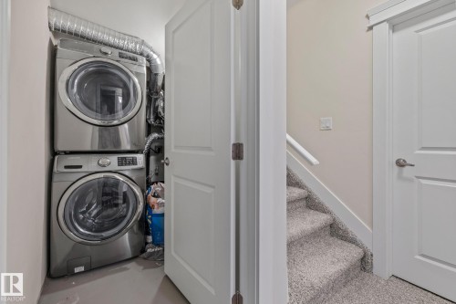 16807 60 Street, Edmonton, AB - Indoor Photo Showing Laundry Room
