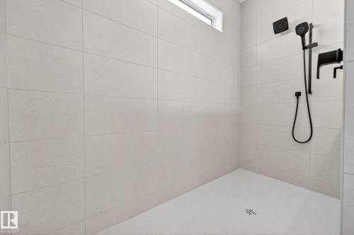 4005 40 Ave, Beaumont, AB - Indoor Photo Showing Bathroom