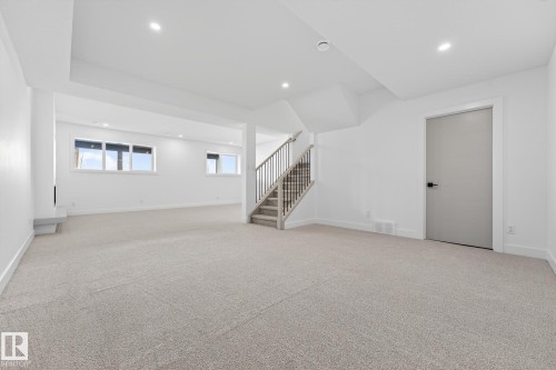 4005 40 Ave, Beaumont, AB - Indoor