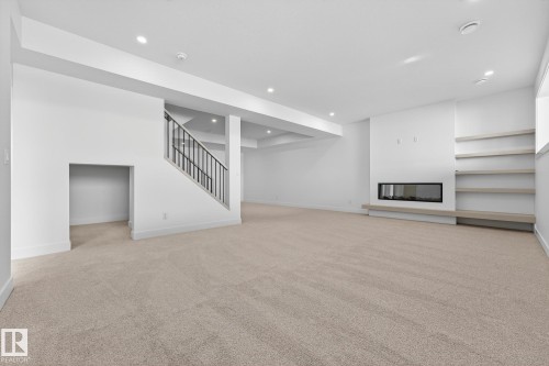 4005 40 Ave, Beaumont, AB - Indoor Photo Showing Other Room