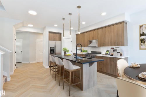 5 Cobblestone Gate, Spruce Grove, AB - Indoor Photo Showing Other Room