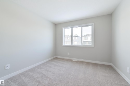 5 Cobblestone Gate, Spruce Grove, AB - Indoor Photo Showing Other Room