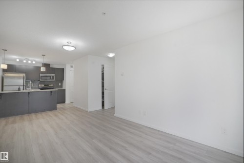 114 3357 16A Avenue, Edmonton, AB - Indoor