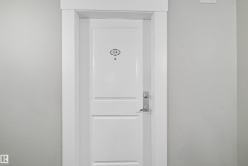 114 3357 16A Avenue, Edmonton, AB - Indoor Photo Showing Other Room