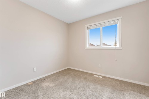 610 Tamarack Road, Edmonton, AB - Indoor Photo Showing Other Room