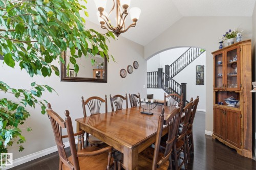 766 Hardy Point(E), Edmonton, AB - Indoor Photo Showing Dining Room