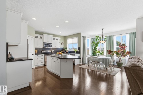 766 Hardy Point(E), Edmonton, AB - Indoor