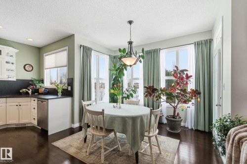 766 Hardy Point(E), Edmonton, AB - Indoor Photo Showing Dining Room