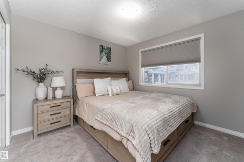 8 7385 Edgemont Way, Edmonton, AB - Indoor Photo Showing Bedroom