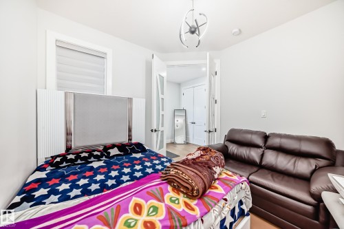 View of bedroom - 17112 68 Street, Edmonton, AB - Indoor Photo Showing Bedroom