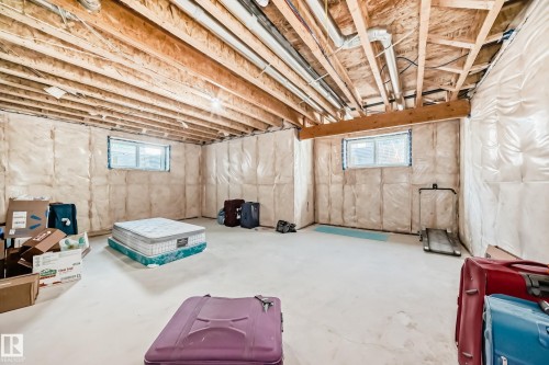 View of below grade area - 17112 68 Street, Edmonton, AB - Indoor Photo Showing Basement