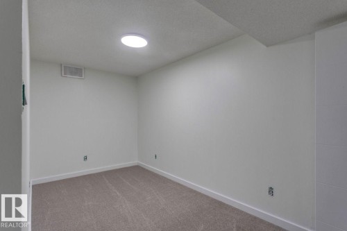 14528 34 Street, Edmonton, AB - Indoor Photo Showing Other Room