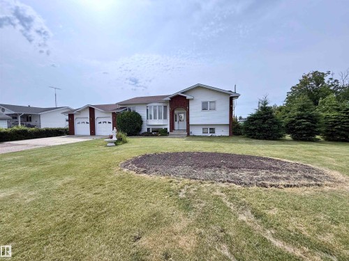 3711 Railway Avenue, Mallaig, AB - Outdoor With Facade