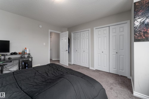 521 Ebbers Way, Edmonton, AB - Indoor Photo Showing Bedroom