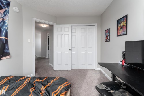 521 Ebbers Way, Edmonton, AB - Indoor