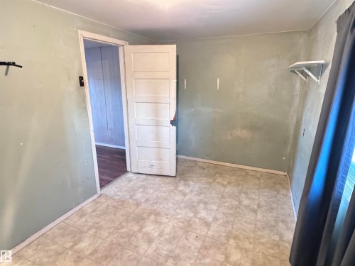 10407 102 Street, Westlock, AB - Indoor Photo Showing Bathroom