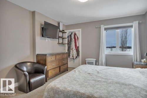 45 Sandalwood Place, Leduc, AB - Indoor Photo Showing Bedroom