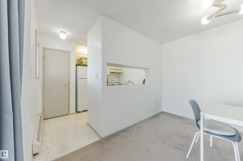 401 11218 80 Street, Edmonton, AB - Indoor Photo Showing Other Room