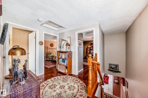 11415 71 Street, Edmonton, AB - Indoor Photo Showing Dining Room