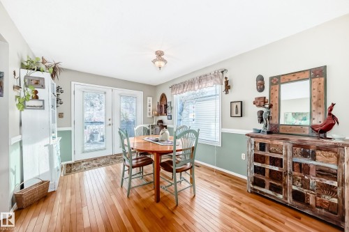 11415 71 Street, Edmonton, AB - Indoor Photo Showing Dining Room