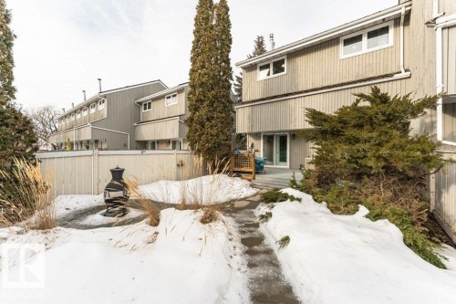 3010 108 Street, Edmonton, AB - Outdoor