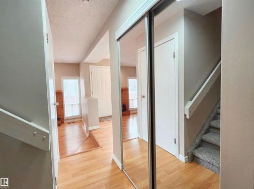 69 3812 20 Avenue, Edmonton, AB - Indoor Photo Showing Other Room