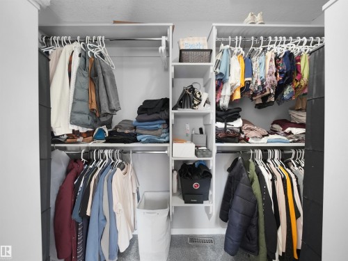 3611 30 Avenue, Edmonton, AB - Indoor With Storage