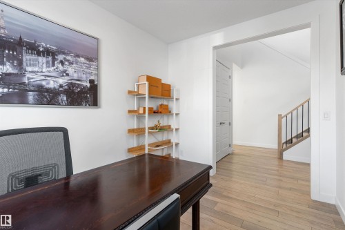 20007 16 Avenue, Edmonton, AB - Indoor