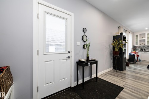 4223 Veterans Way, Edmonton, AB - Indoor Photo Showing Other Room