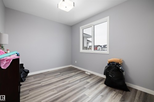 4223 Veterans Way, Edmonton, AB - Indoor