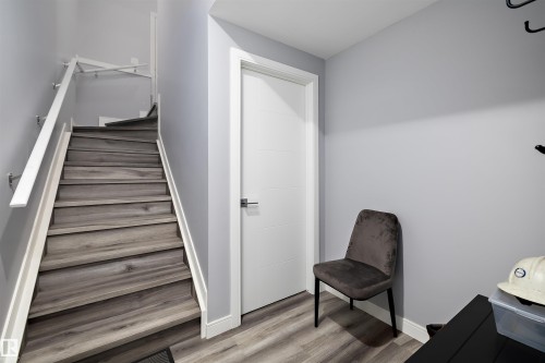 4223 Veterans Way, Edmonton, AB - Indoor Photo Showing Other Room