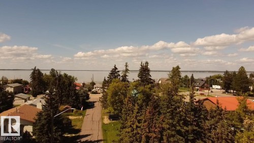 4719 48 Street, Rural Lac Ste. Anne County, AB 