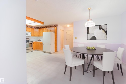 111 10935 21 Avenue, Edmonton, AB - Indoor Photo Showing Dining Room