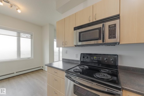 2506 10180 104 Street, Edmonton, AB - Outdoor With Balcony