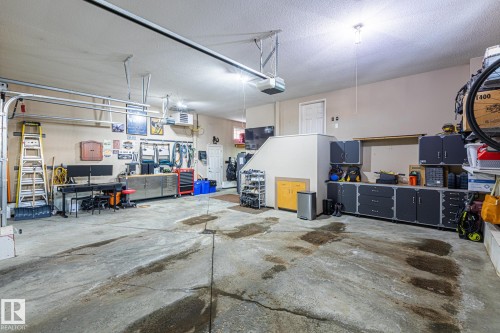 20 Lafleur Drive, St. Albert, AB - Indoor Photo Showing Garage