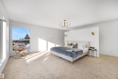 4 Westview Place, St. Albert, AB - Indoor Photo Showing Bedroom