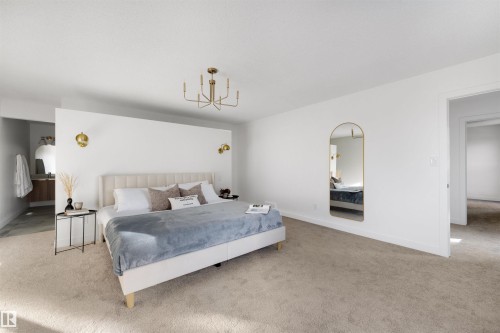 4 Westview Place, St. Albert, AB - Indoor Photo Showing Bedroom