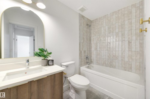 4 Westview Place, St. Albert, AB - Indoor Photo Showing Bathroom