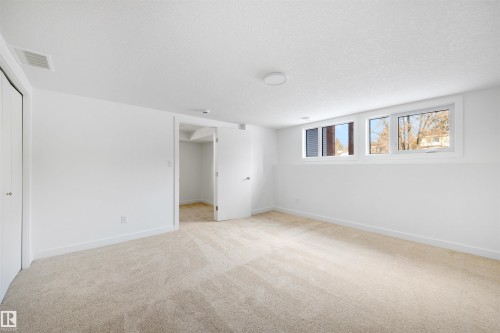 4 Westview Place, St. Albert, AB - Indoor Photo Showing Other Room