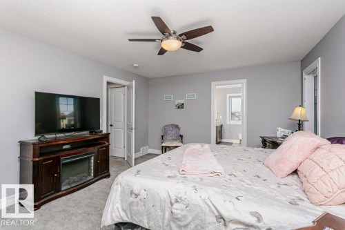 49 Wilson Close, Fort Saskatchewan, AB - Indoor Photo Showing Bedroom