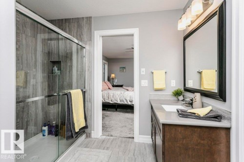 49 Wilson Close, Fort Saskatchewan, AB - Indoor Photo Showing Bathroom