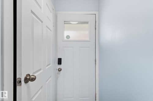 13251 47 Street, Edmonton, AB - Indoor Photo Showing Other Room