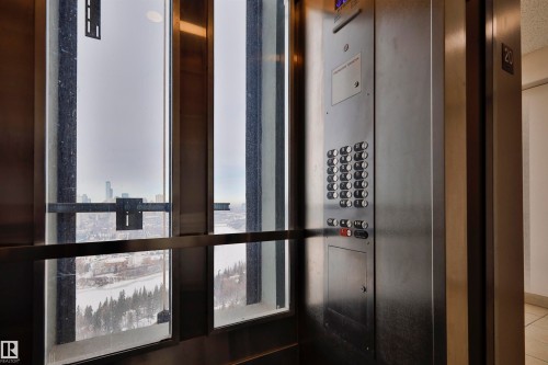 401 10149 Saskatchewan Drive, Edmonton, AB - Indoor Photo Showing Other Room