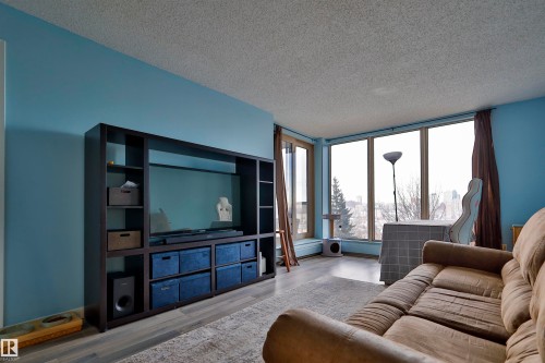 401 10149 Saskatchewan Drive, Edmonton, AB - Indoor Photo Showing Living Room