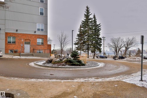 401 10149 Saskatchewan Drive, Edmonton, AB - Outdoor