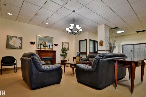 401 10149 Saskatchewan Drive, Edmonton, AB - Indoor